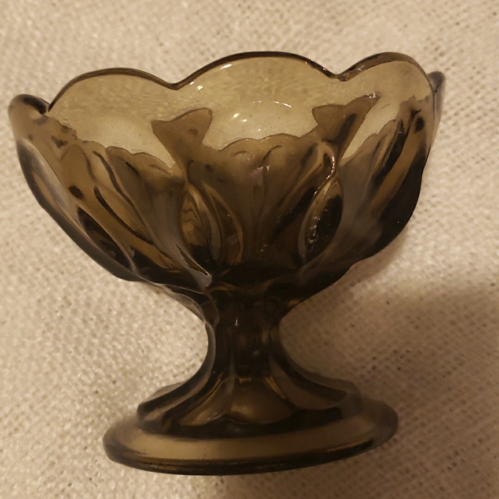 Large brownish/olive ice cream dish